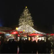 Blick Ã¼ber den Roncalliplatz - Weihnachtsmarkt am KÃ¶lner Dom (30.11.2017)