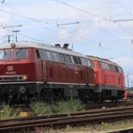 215 001-9 (Railsystems RP) zieht 215 049-8 (DB Museum) - DB Museum Koblenz - Sommerfest 2018 (16.06.2018)