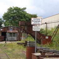 selbst eine alte Blechhalle wurde auf dem GelÃ¤nde aufgebaut (leider nicht Ã¶ffentlich zugÃ¤nglich) - Feldbahnmuseum in Frankfurt/Main: SaisonerÃ¶ffnung 2021 (04.07.2021)