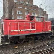1963 bei Krupp gebaut und heute weiterhin im Einsatz : 363 192-6. Heute ist sie im Dienst für die DB Cargo im früheren Bw Köln 1.MIt  