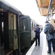 ein C4ü  war im Zug eingereiht (die Inneneinrichtung entspricht in etwa ein DRG Eilzugwagen) - Unterwegs mit 52 8177-9 auf der Berliner Ringbahn (6.5.2023)
