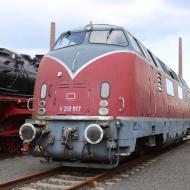 V200 017 wird lediglich im Museum vom privaten Besitzer ausgestellt (daher wird nicht an der Lok gearbeitet) - Museumstage im Eisenbahnmuseum Bochum mit Gastlok S 3/6 3673 (18 478) aus Nördlingen (20/21.4.2024)