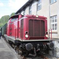 212 007-9 wurde für den Pendelzug zum Bahnhof Dahlhausen eingesetzt - Museumstage im Eisenbahnmuseum Bochum mit Gastlok S 3/6 3673 (18 478) aus Nördlingen (20/21.4.2024)