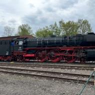 01 180 zog einen Teil der Zubringerzüge, stand aber auch für Führerstandsmitfahrten zur Verfügung - Museumstage im Eisenbahnmuseum Bochum 2026 mit 01 180 aus Nördlingen