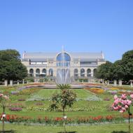 Blick über den französischen Barockgarten auf den Festsaal (25.6.2026) - Kölner Flora - die Eröffnung der neuen Schaugewächshäuser (Juni 2026)