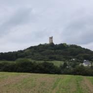 EindrÃ¼cke von der Brohltalbahnsteilstrecke : Burg OlbrÃ¼ck