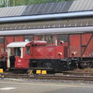 323 351-7 wurde im Jahr 1998 an die EVG - Eifelbahn Verkehrsgesellschaft mbH verkauft. Hier bei Rangierarbeiten im Bahnhof Linz am Rhein (31.08.2014)
