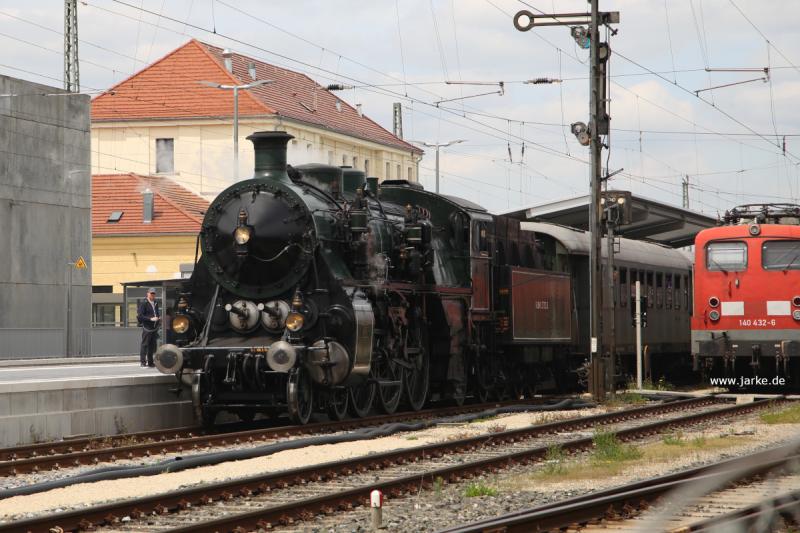 S3/6 3673 (18 478) vor dem Sonderzug Richtung Donauwörth im Bahnhof Nördlingen - 2. Nördlinger Eisenbahnfest (20. Mai 2023)